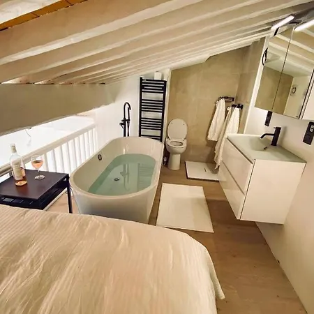 Apartment Luxe Penthouse Les Pieds Dans L'eau Saint-tropez 4